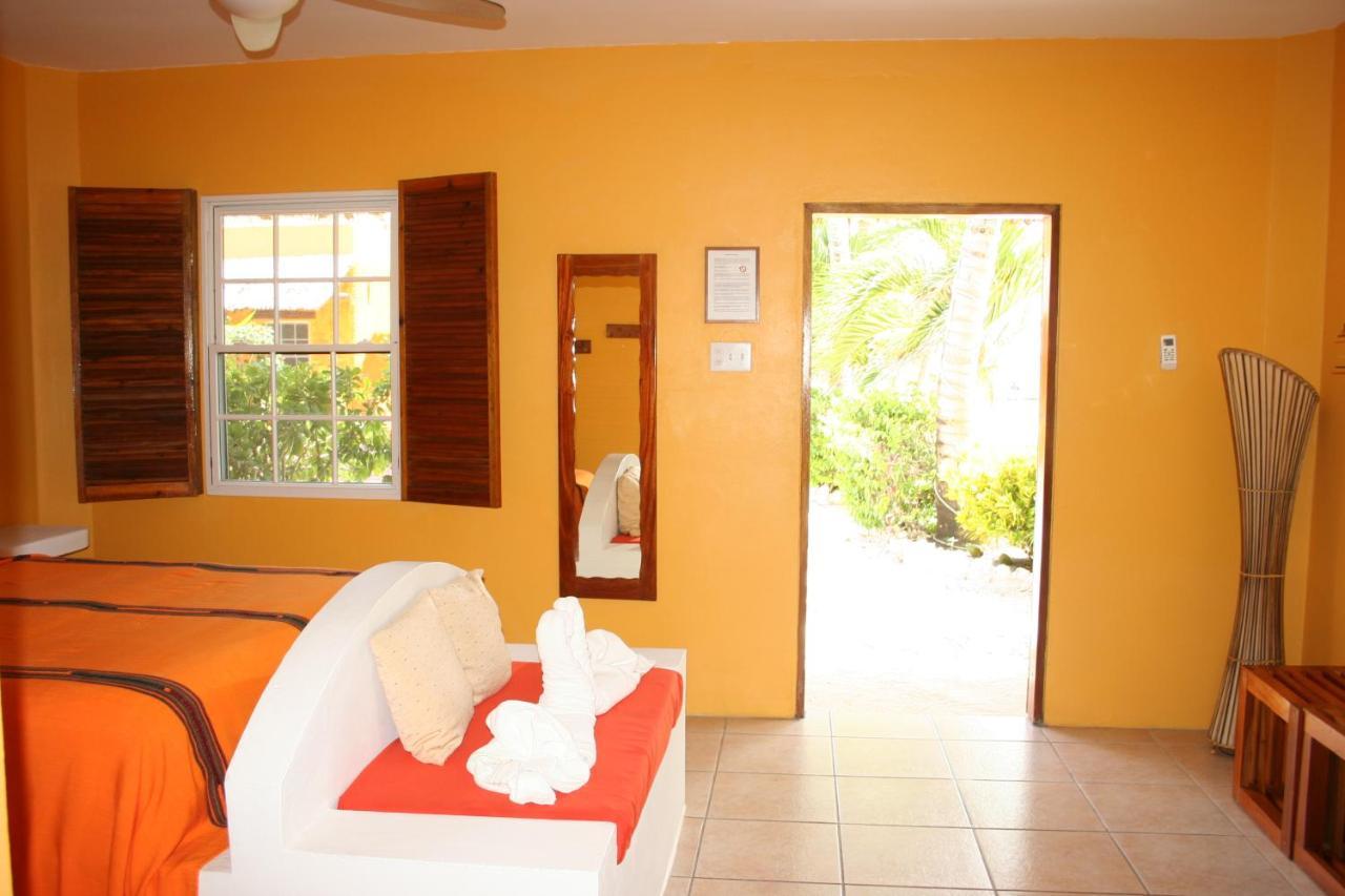 Seaside Cabanas Hotel