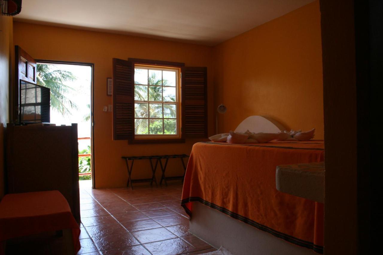 Seaside Cabanas Hotel