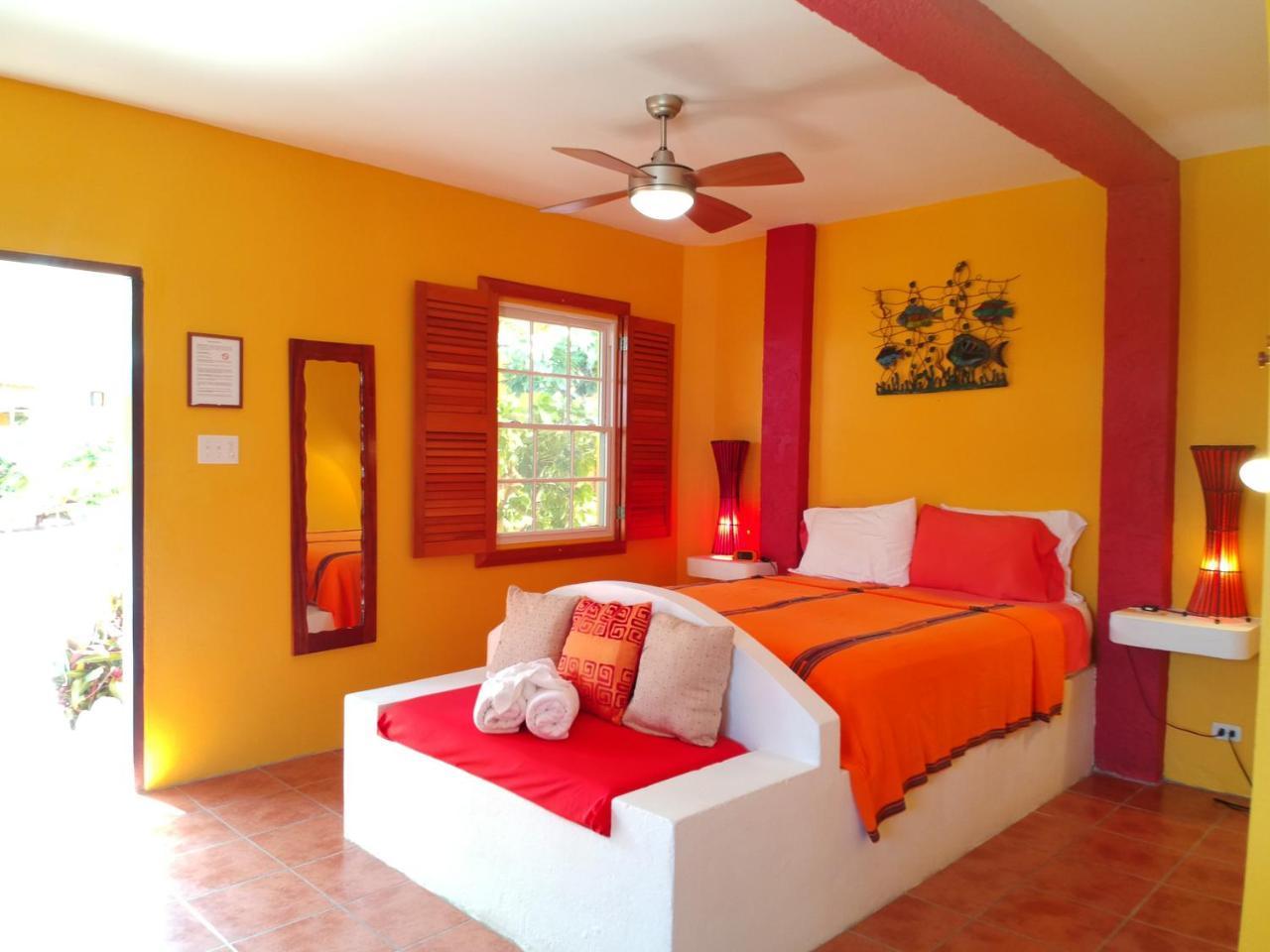 Hotel Seaside Cabanas *