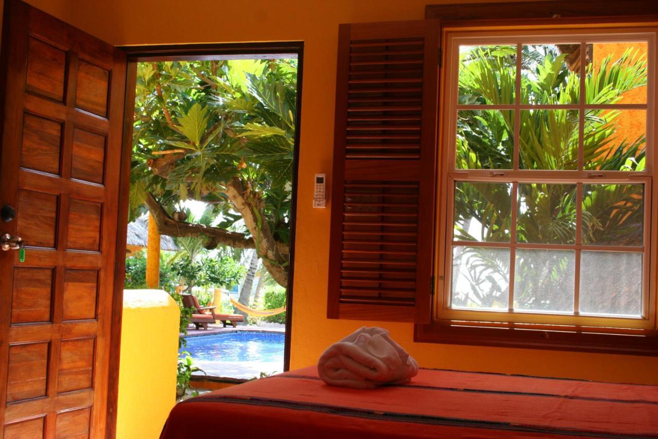 Hotel Seaside Cabanas *