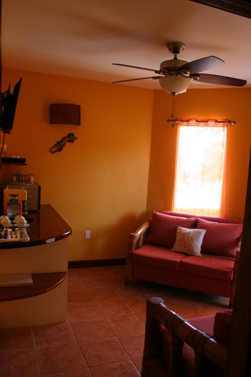 Hotel Seaside Cabanas Caye Caulker