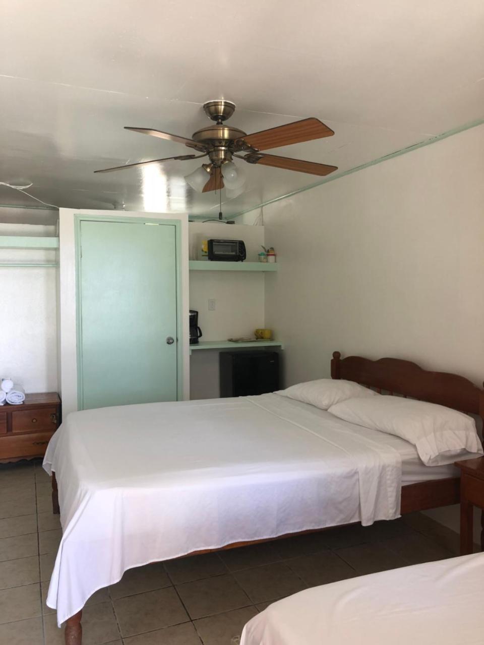 Guest house De Real Macaw Caye Caulker