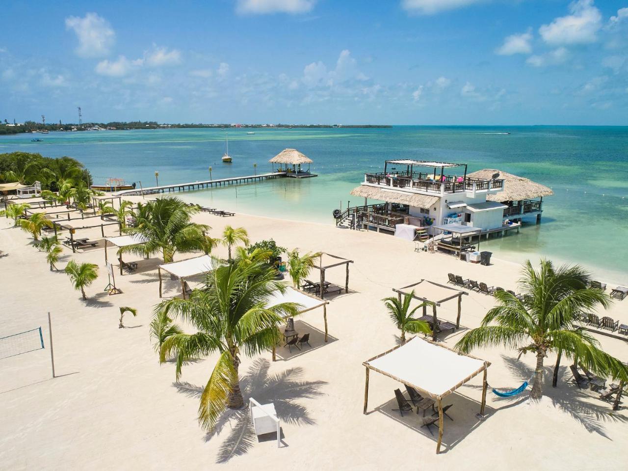 We'yu Boutique Caye Caulker
