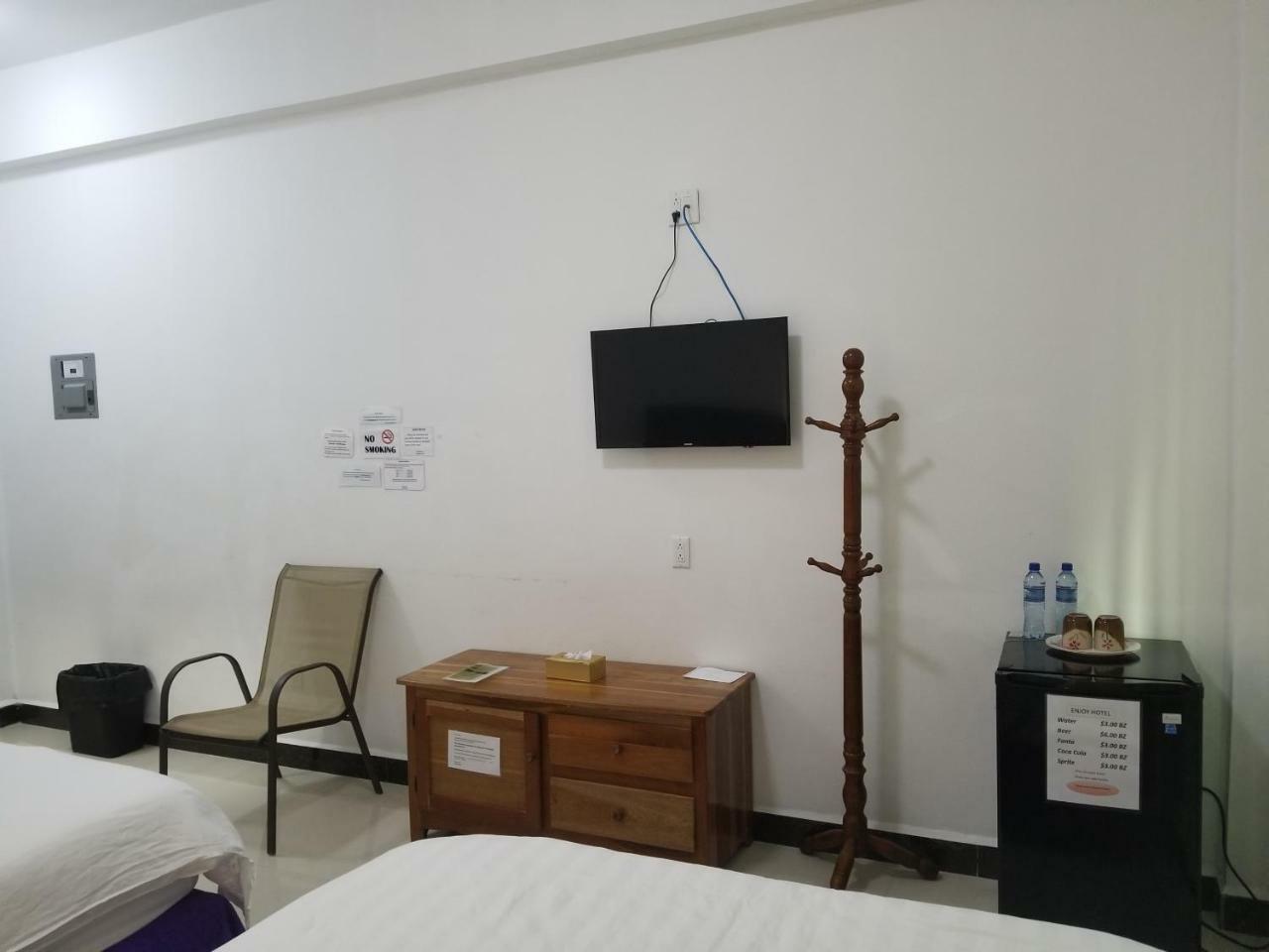 Hotel Enjoy