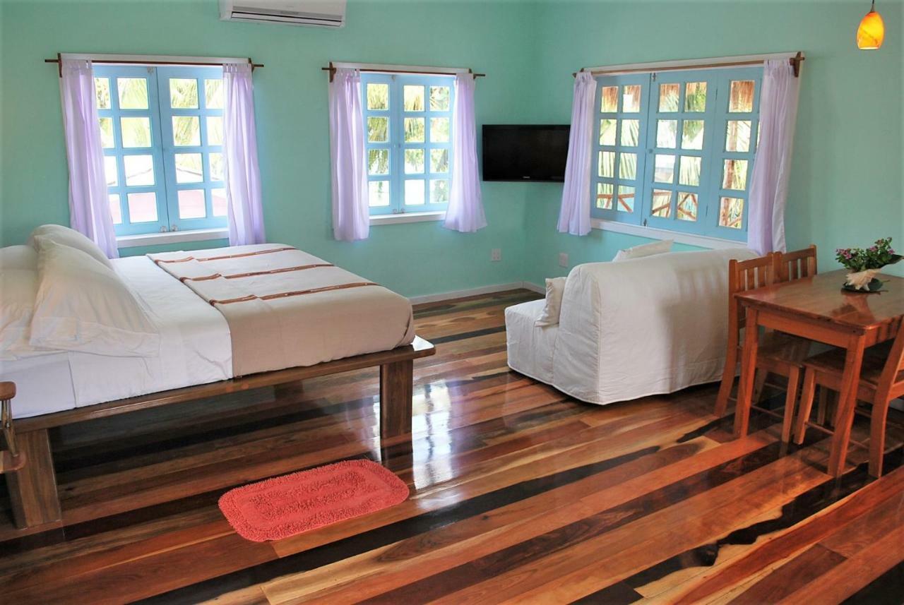 Sea Dreams * Caye Caulker