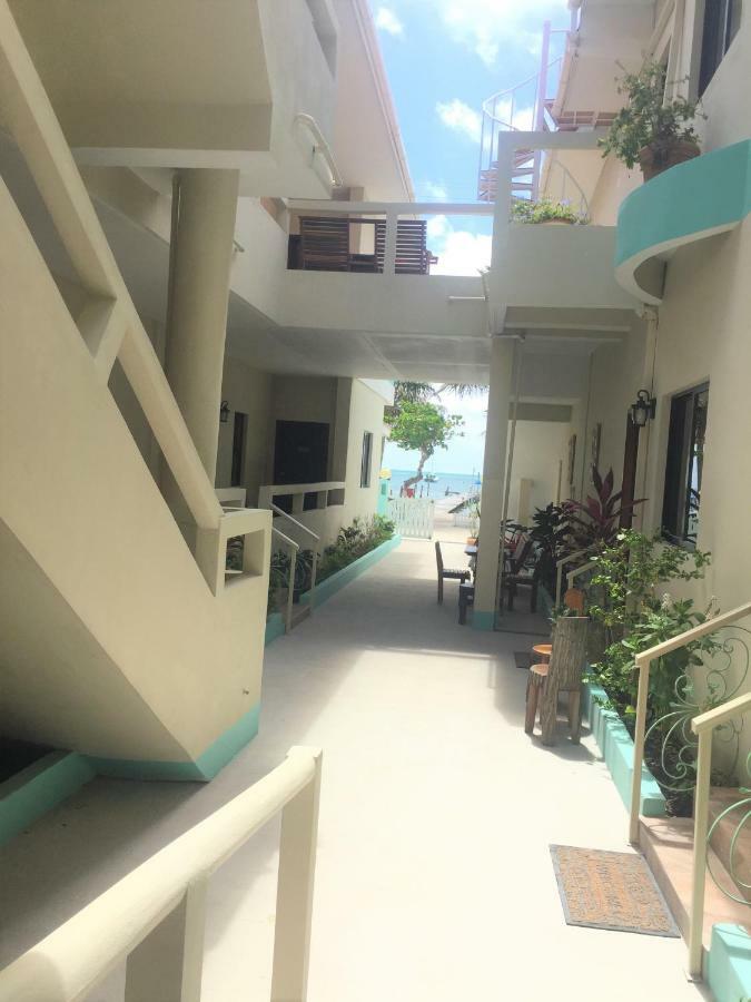 Jan's Hotel