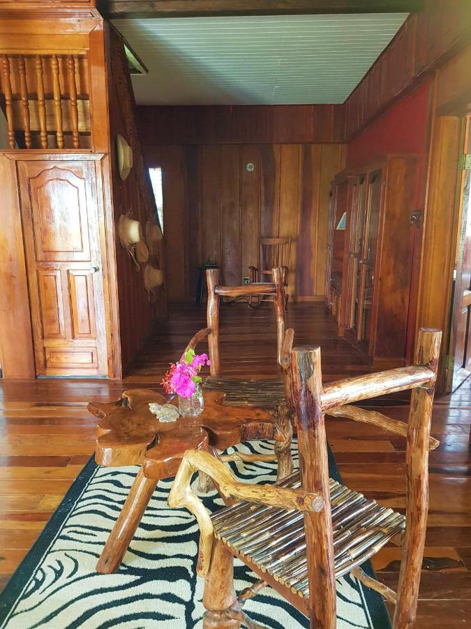 The French Lady Holiday home Caye Caulker