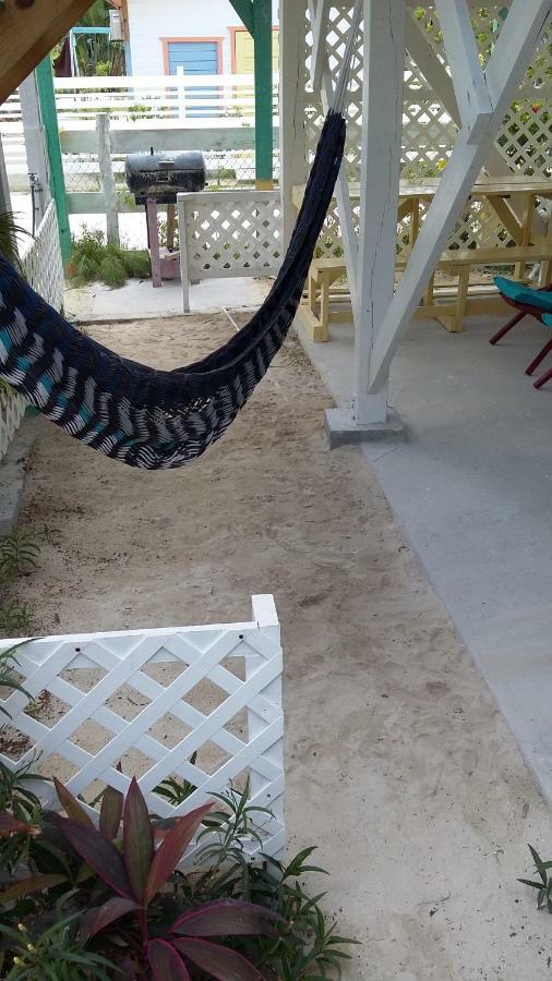 Chapito's 2 Apartment Caye Caulker