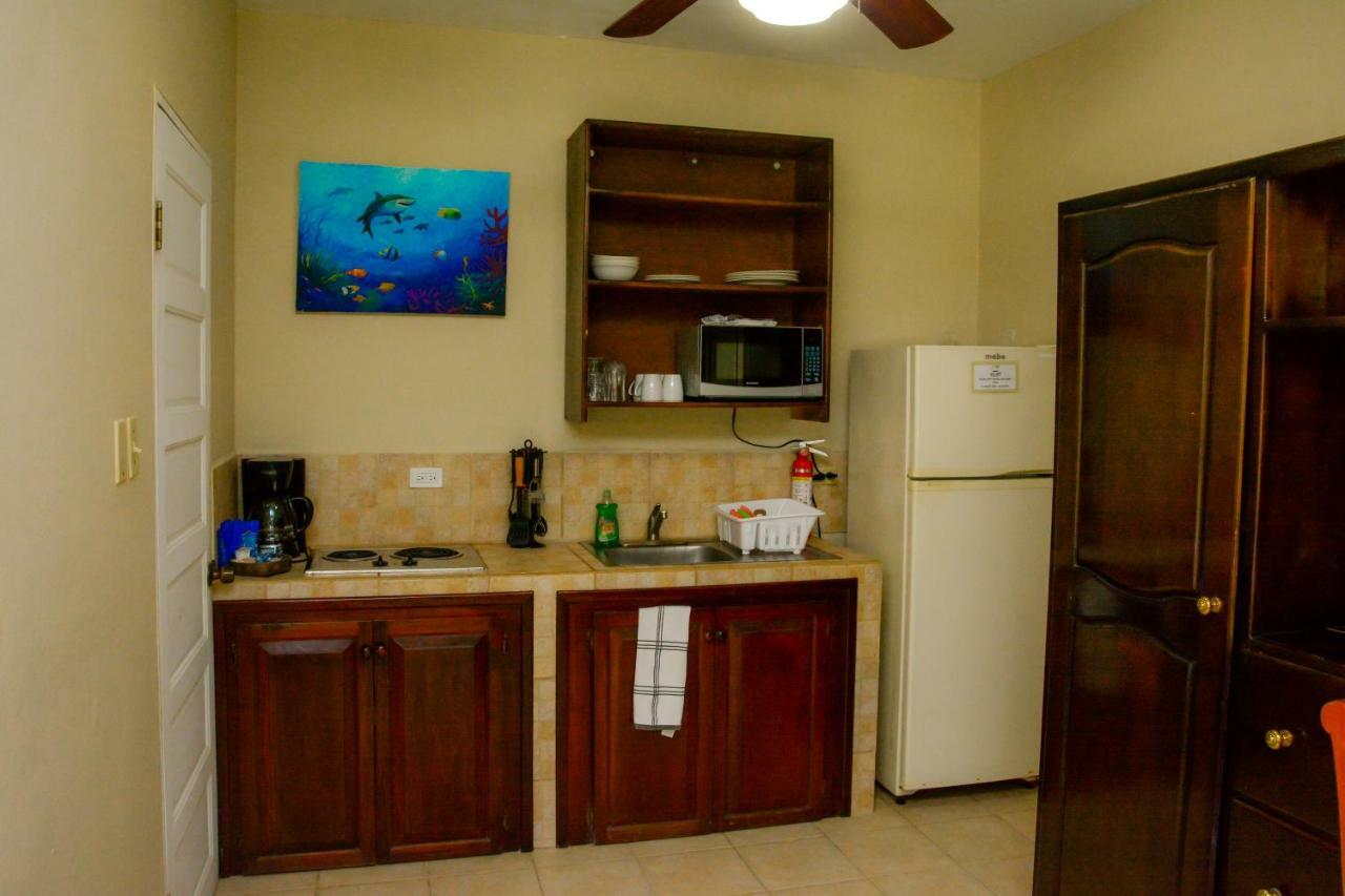 Jan's Hotel 4*