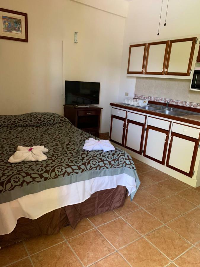 Panchos 2* Caye Caulker