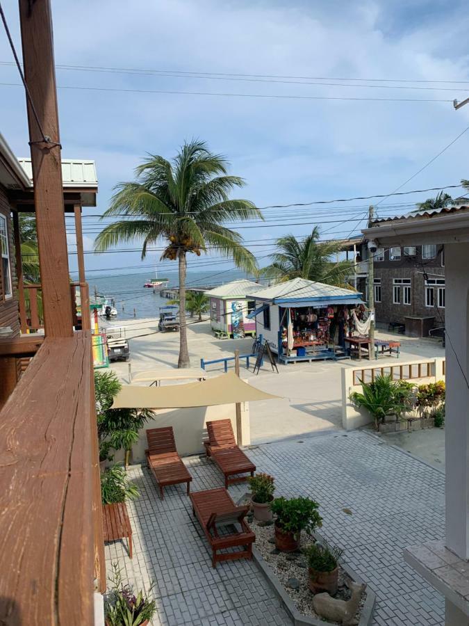 Blue Wave Hotel 4*