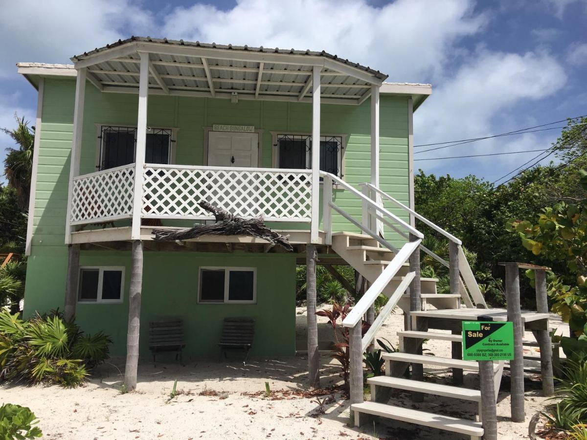 Beach Bungalow Holiday home