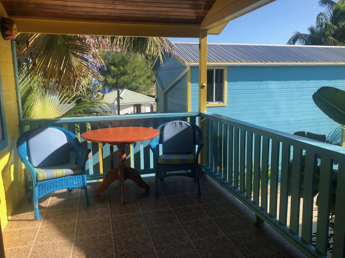 Colinda * Cayo Caulker