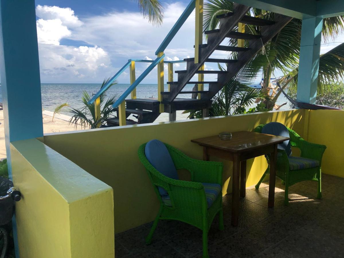 Colinda * Cayo Caulker