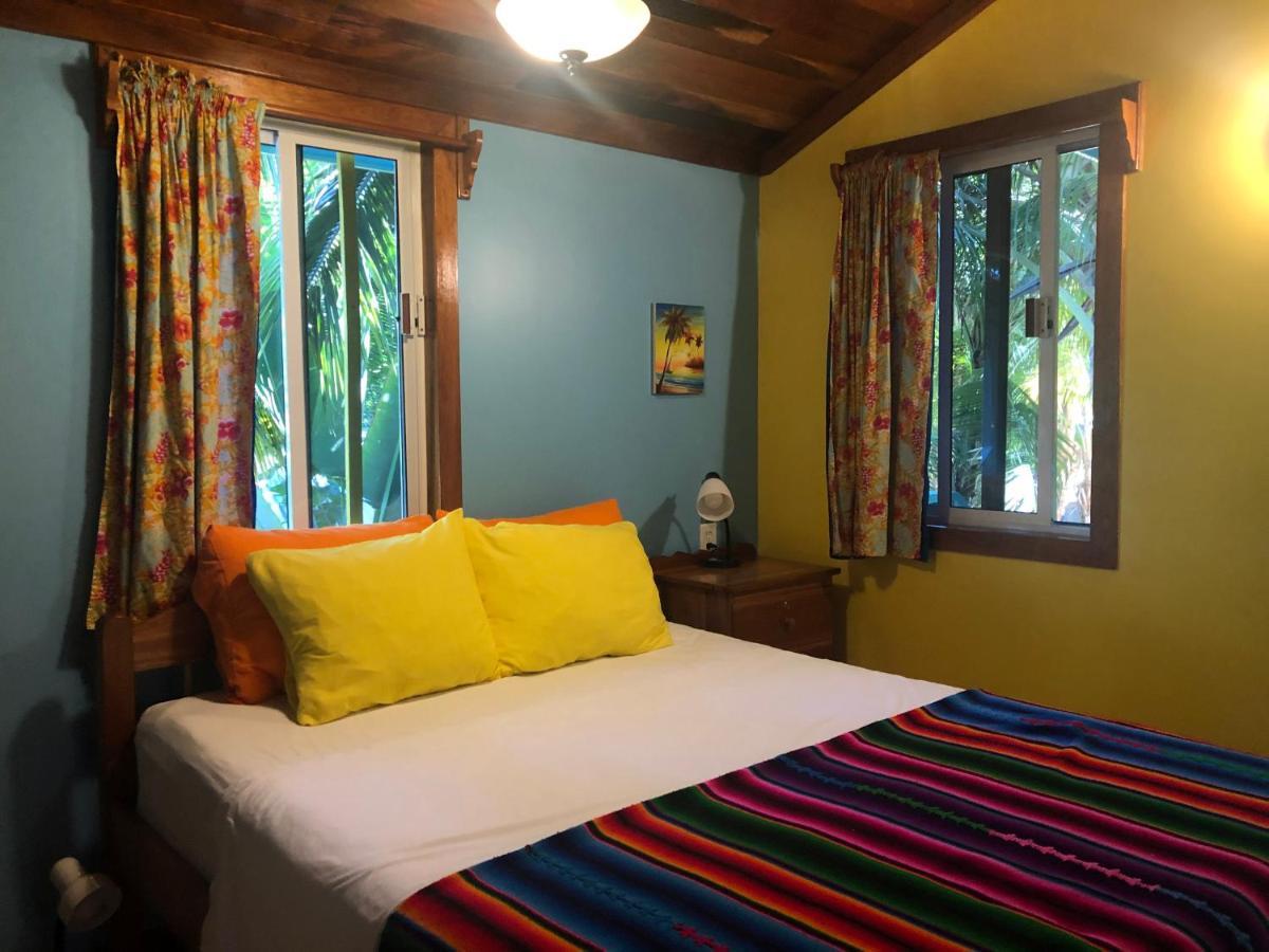 Colinda Inn *