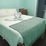 Axios Sun Apartments Caye Caulker