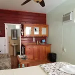 Canuck Cottages
