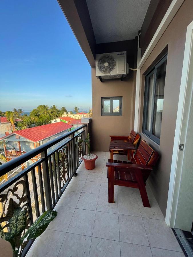 Coral View & Hotel