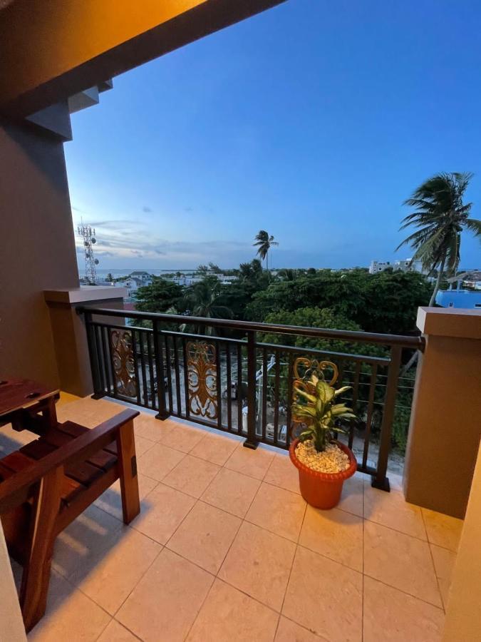 Coral View & Hotel Caye Caulker