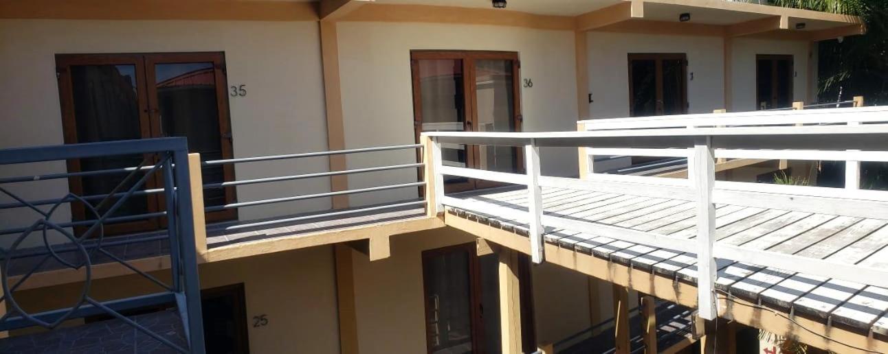 Club Budget At Popeyes Aparthotel Caye Caulker