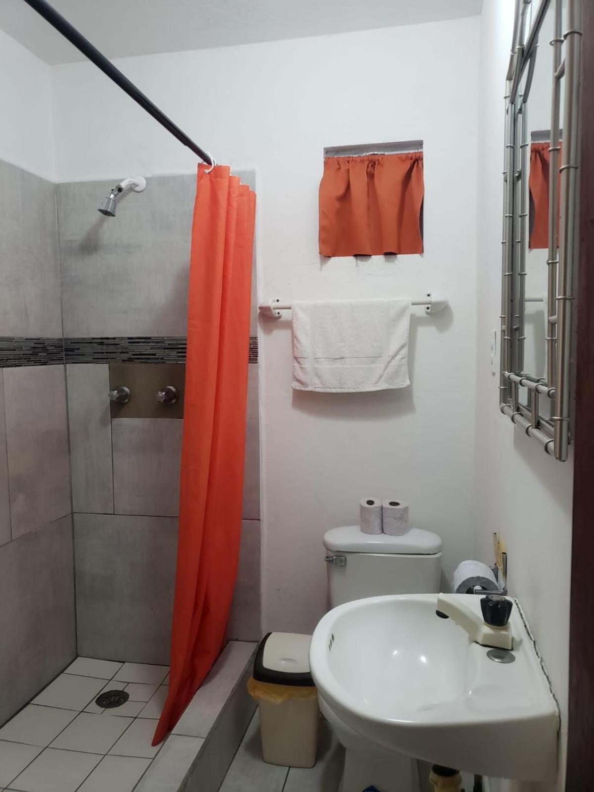 Club Budget At Popeyes Aparthotel