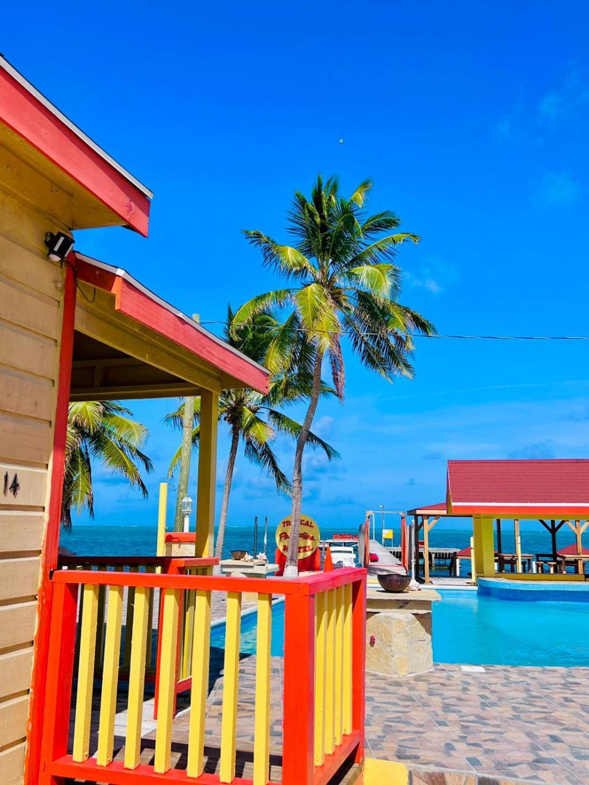 Tropical Paradise Hotel 3*