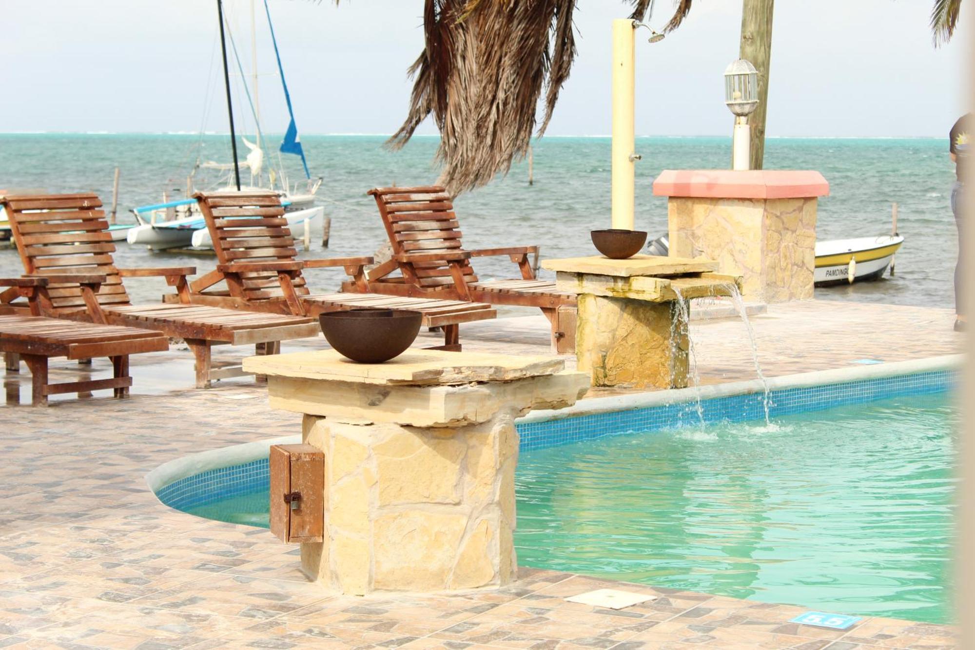 Tropical Paradise Hotel