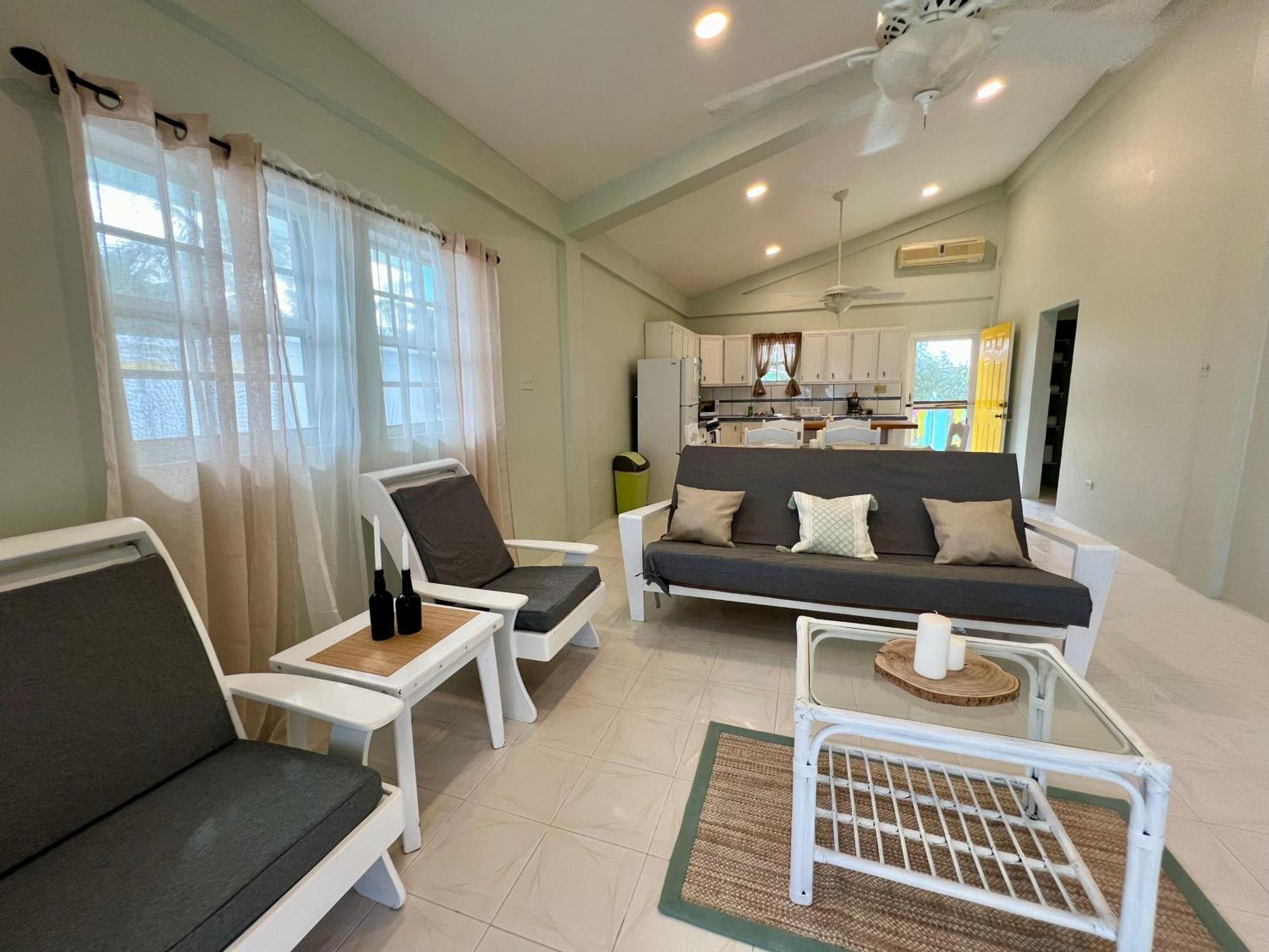 Barefoot Belize Hotel Caye Caulker