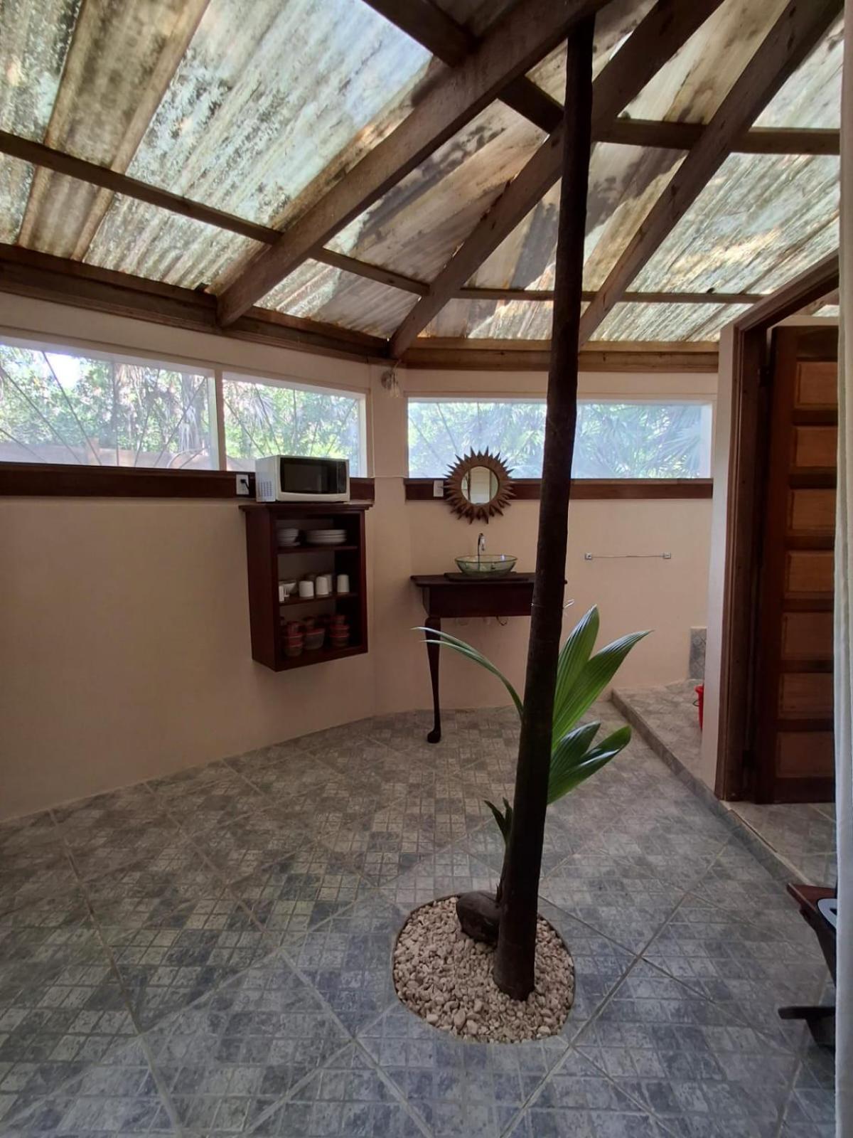 Jungle Cocoon Bed & Breakfast Caye Caulker