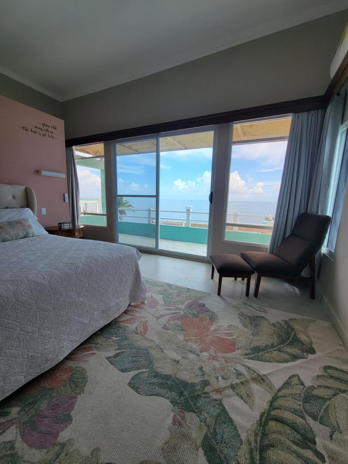 Hotel Island Magic
