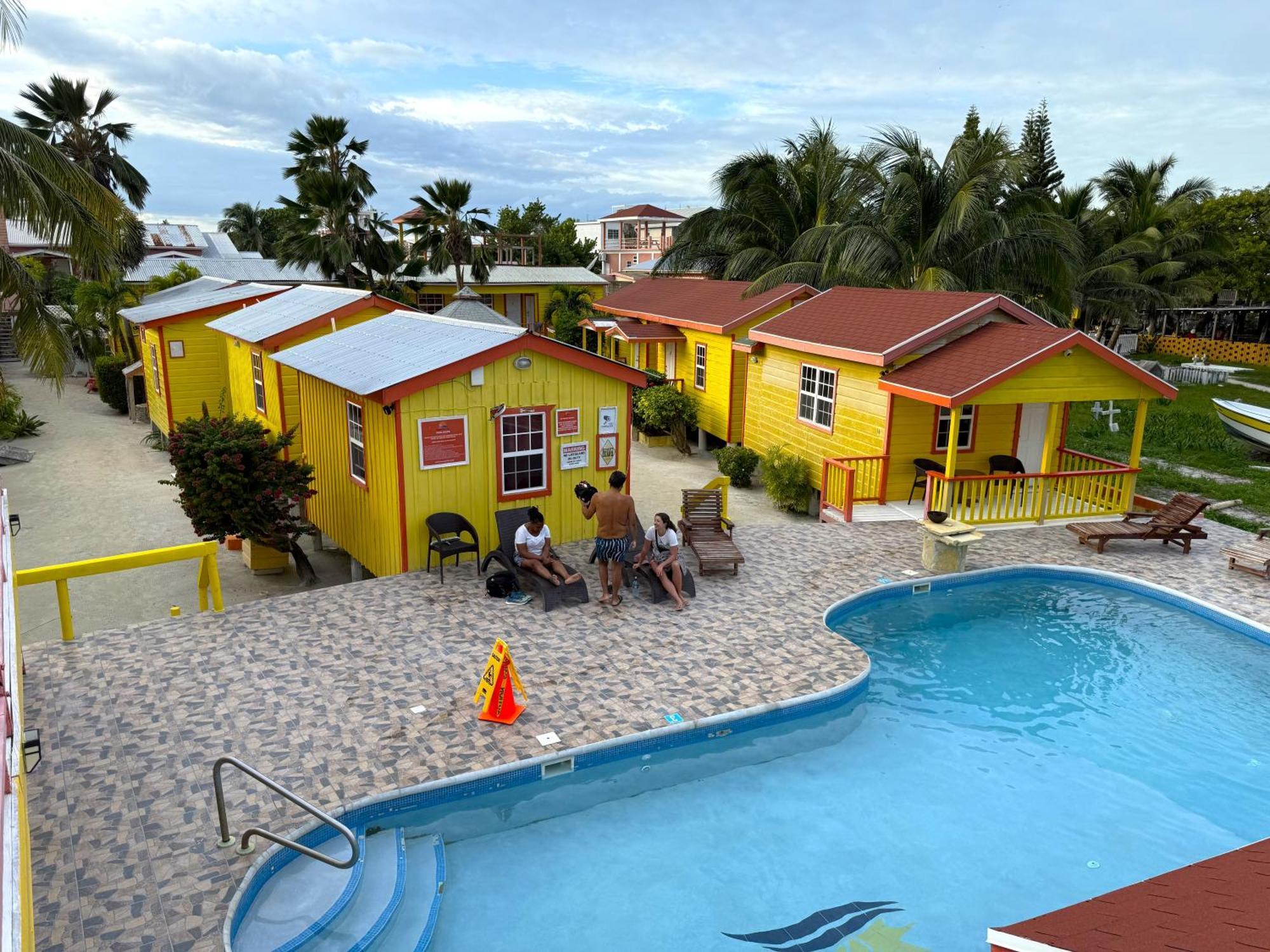 Tropical Paradise 3*