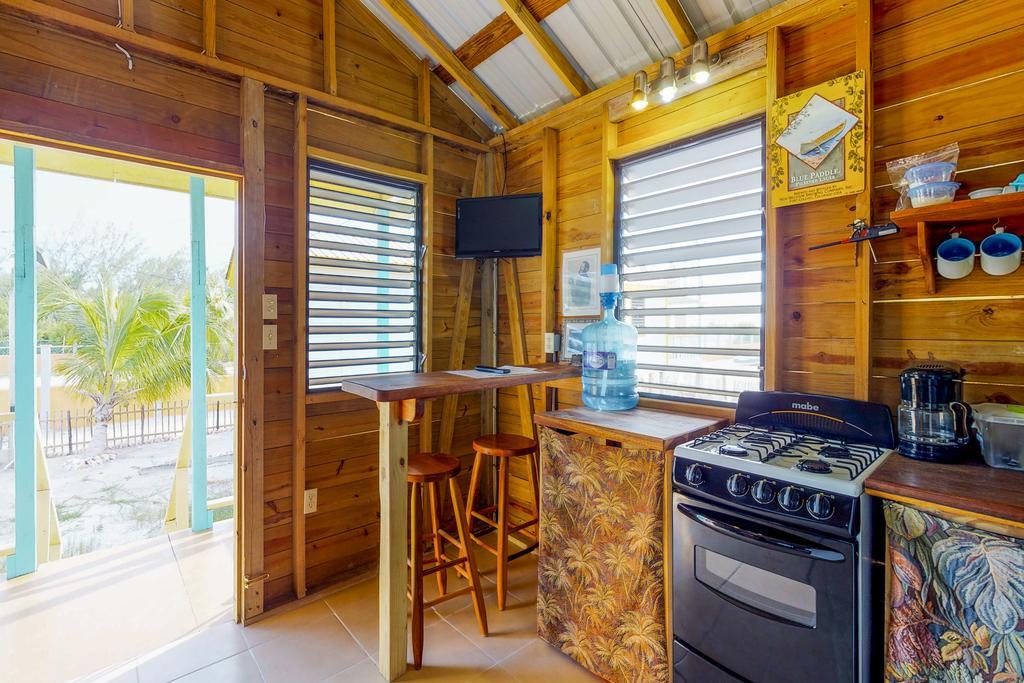 Johnny O's Cabana Caye Caulker