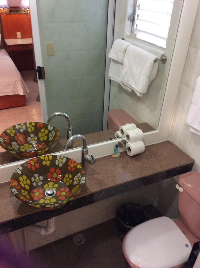 China Town Hotel 2*
