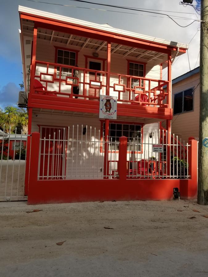 Canuck Cottages 4* Caye Caulker
