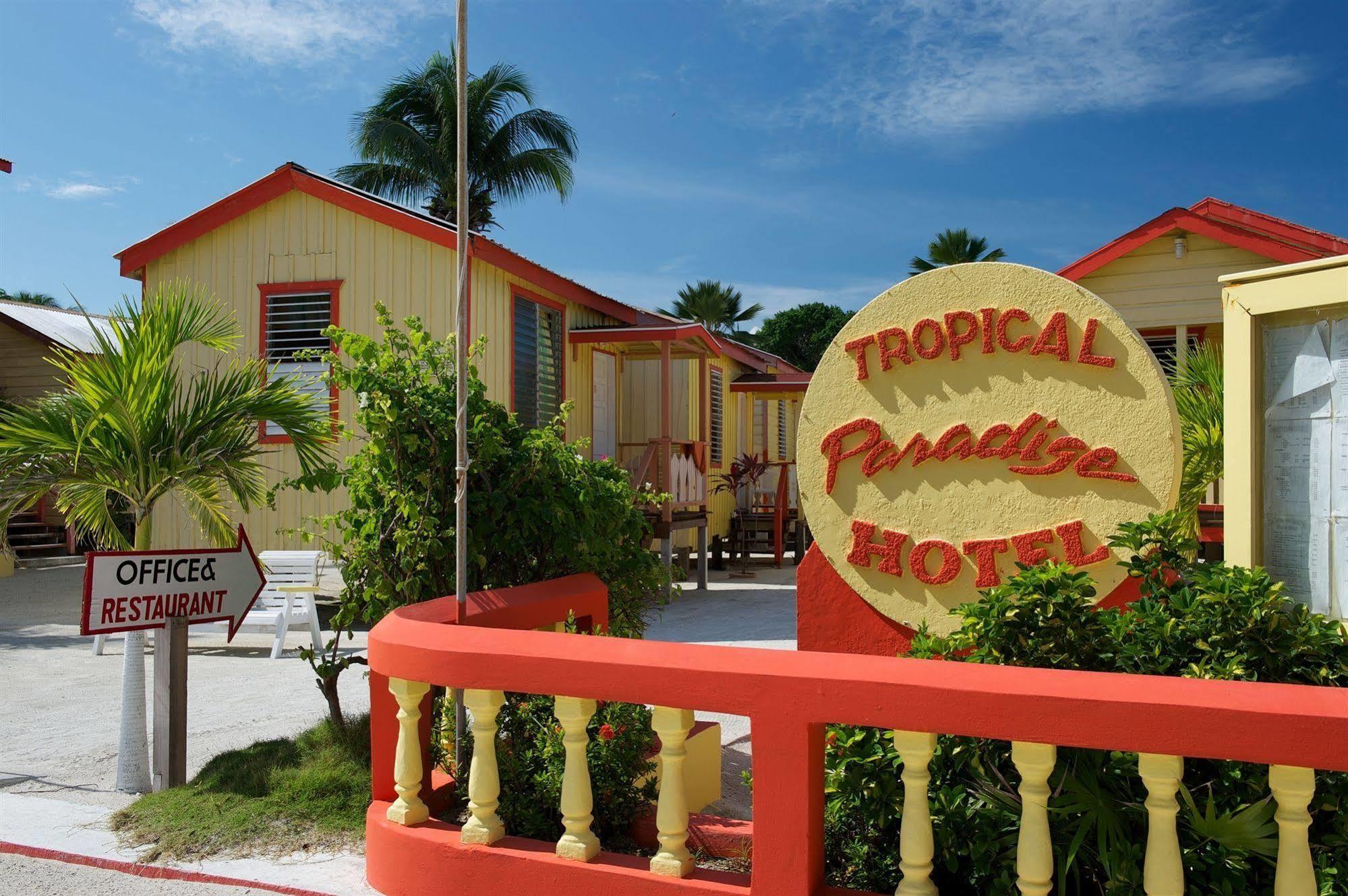 Hotel Tropical Paradise