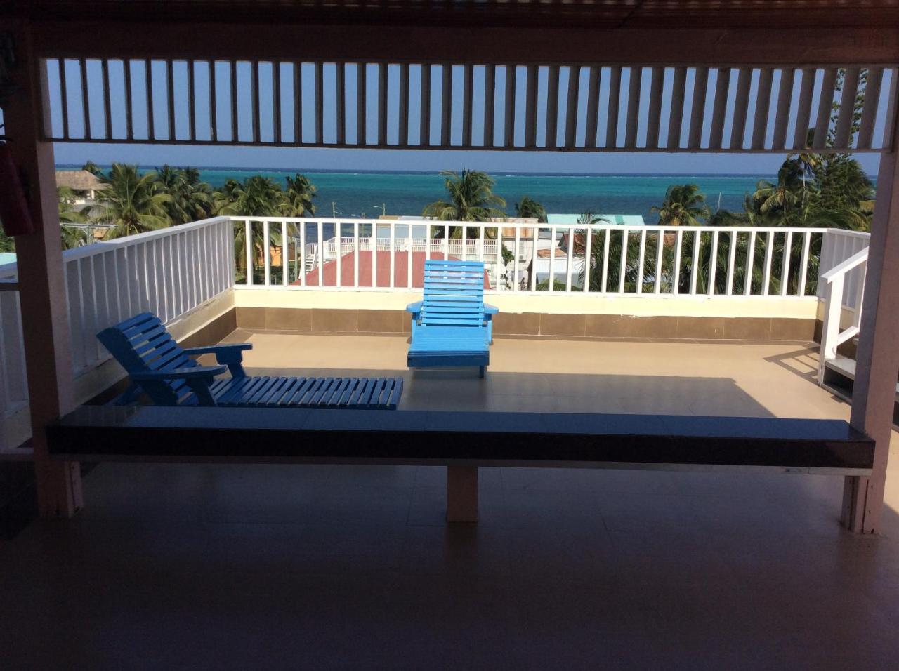 China Town Hotel Cayo Caulker