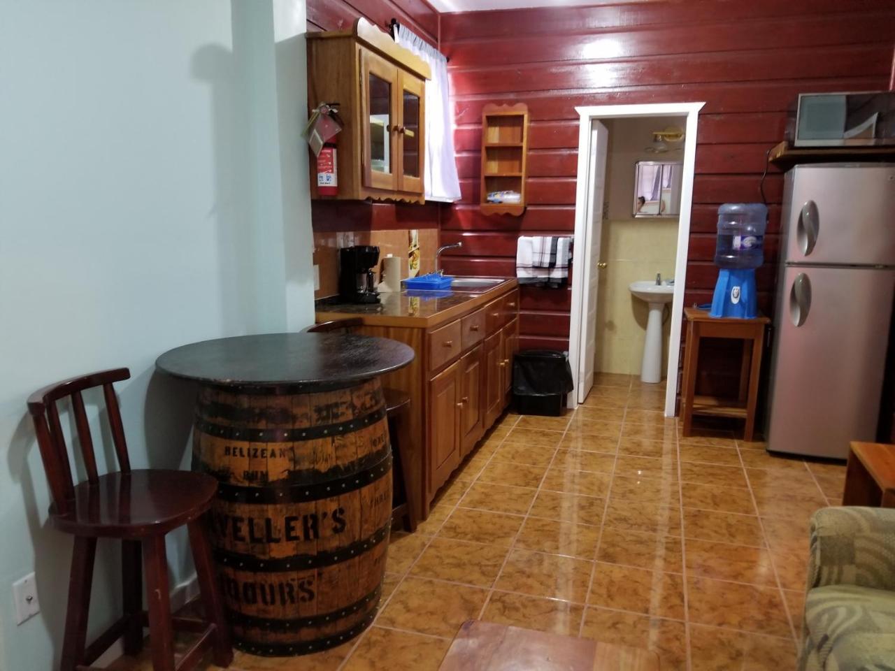 Canuck Cottages Casa de hóspedes 4*