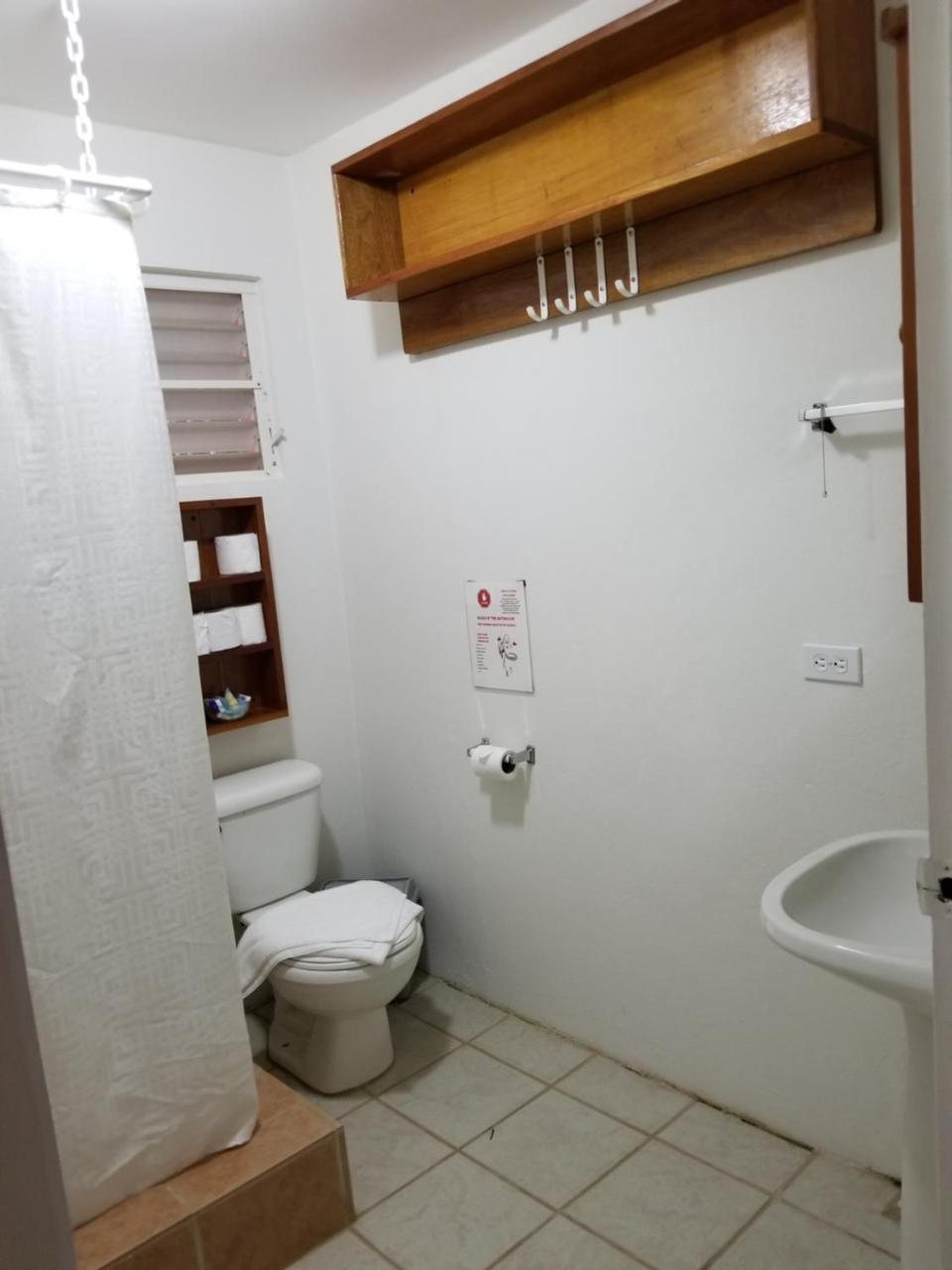 Canuck Cottages 4* Caye Caulker