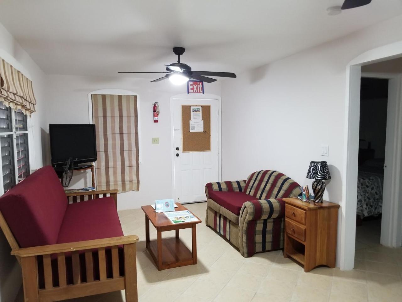 Canuck Cottages 4*
