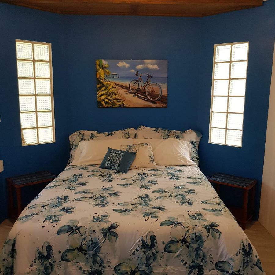 Jaguar Morning Star Guest house Caye Caulker