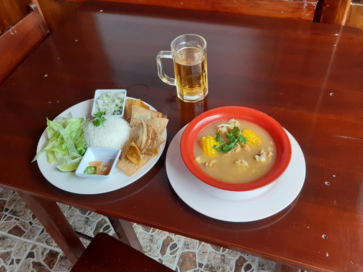 Wild Panther's & 3* Caye Caulker