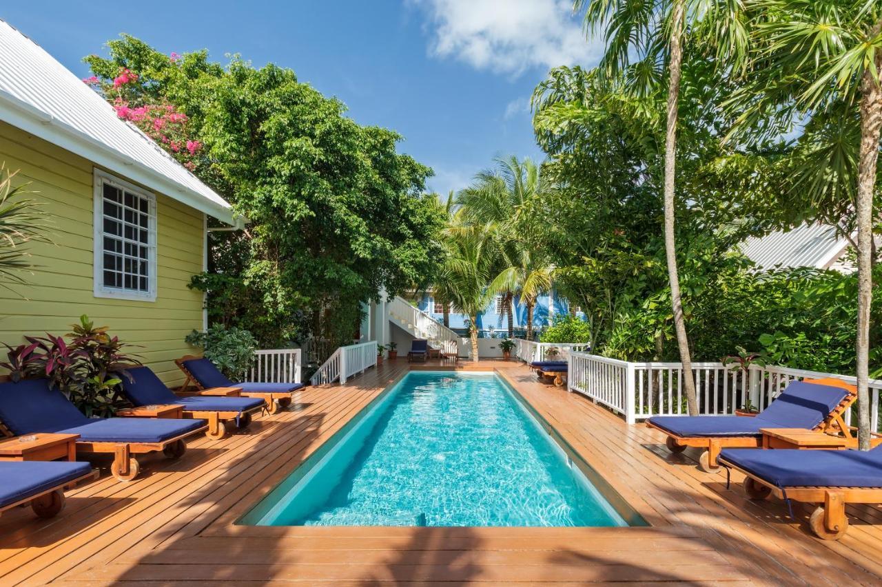 Weezie's Ocean Front And Garden 3* Caye Caulker